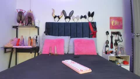          online show from 09.11.25