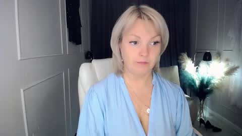 emmmam online show from 10.10.25