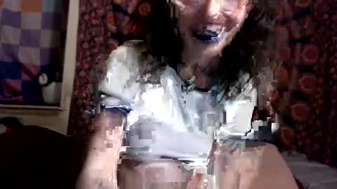 Emm online show from 02.12.26