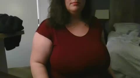 Snapshot of emmthaluscious chatting on 01.15.25 emmthaluscious online show from 01.15.25