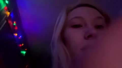 Snapshot of emmwarr1514 chatting on 02.27.25 emmwarr1514 online show from 02.27.25