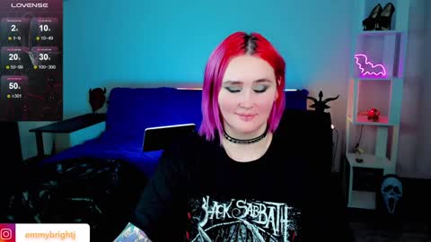 Emmy Bright     50  online show from 01.24.25