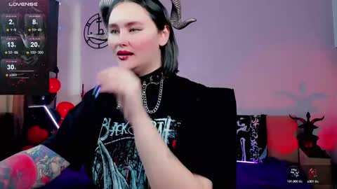 Emmy Bright     50  online show from 02.26.25