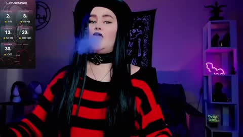 Emmy Bright     50  online show from 03.08.25