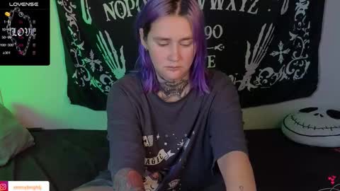 Emmy Bright     50  online show from 09.24.25