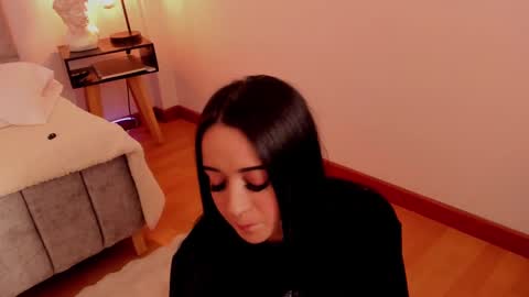 Emmy Evans  online show from 12.30.24