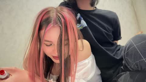 Snapshot of emo_couple666 chatting on 02.07.25 Gabriel  Elizabeth online show from 02.07.25