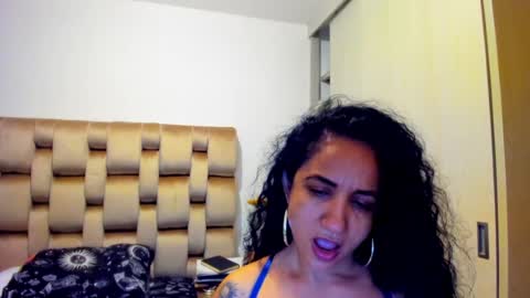 Snapshot of emperatriztapia chatting on 07.17.26 emperatriztapia online show from 07.17.26
