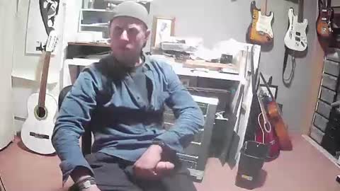 Snapshot of empirikal1 chatting on 02.15.25 empirikal1 online show from 02.15.25