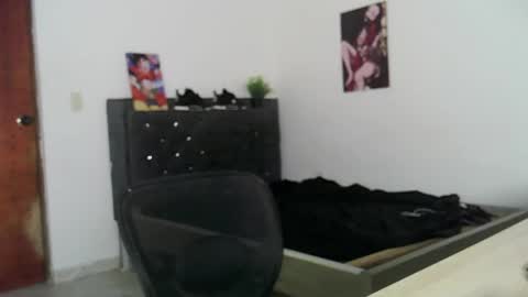 Snapshot of emr_master chatting on 09.13.25 Emr online show from 09.13.25