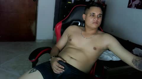 Snapshot of emr_master chatting on 09.23.25 Emr online show from 09.23.25