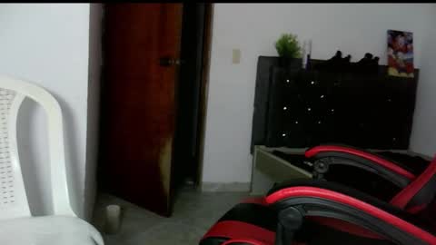 Snapshot of emr_master chatting on 09.27.25 Emr online show from 09.27.25