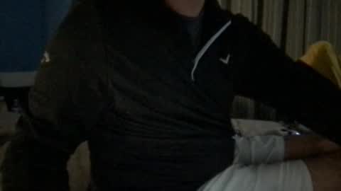Snapshot of emwuert chatting on 05.27.26 emwuert online show from 05.27.26