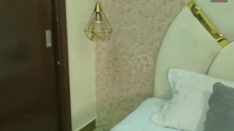 Emy  online show from 11.28.25