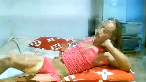 CHUN LY online show from 04.09.26