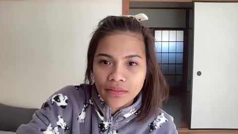 enchan931125 online show from 03.08.26