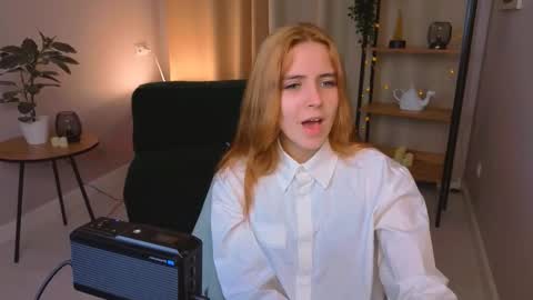 enchanted_bella online show from 12.15.25