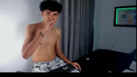 Salo online show from 04.15.26