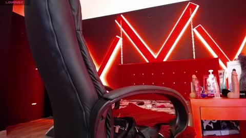 Engel online show from 10.28.25