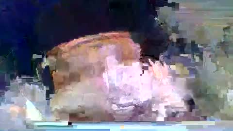 Snapshot of engi32 chatting on 10.08.25 Engi32 online show from 10.08.25