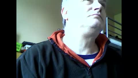 Snapshot of englishguysurrey chatting on 04.13.26 englishguysurrey online show from 04.13.26