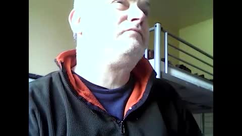 Snapshot of englishguysurrey chatting on 05.10.26 englishguysurrey online show from 05.10.26