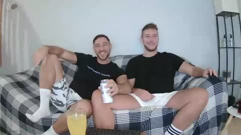 Snapshot of englishladxxx chatting on 07.18.26 Englishladxxx online show from 07.18.26