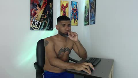 Snapshot of enriblack92 chatting on 12.31.24 enriblack92 online show from 12.31.24