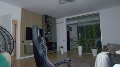 Erik online show from 01.16.25