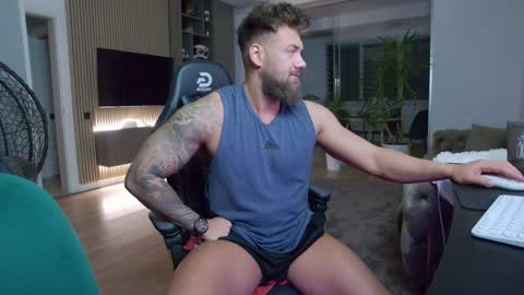 Erik online show from 01.24.25