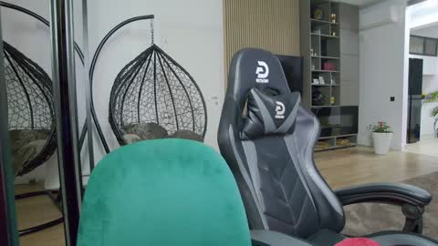 Erik online show from 01.31.25