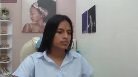 Enyenlina online show from 09.15.25