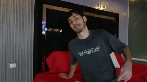 Snapshot of enzo_crown chatting on 03.31.26 Enzo online show from 03.31.26