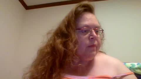 Snapshot of epic_ginger chatting on 10.22.25 epic_ginger online show from 10.22.25