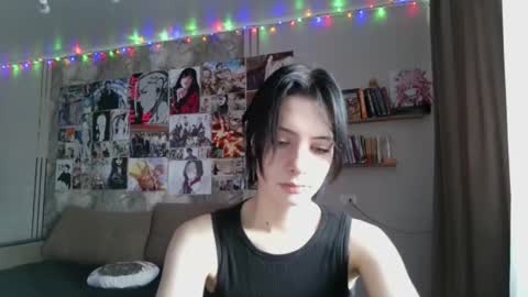 Snapshot of epifaniapaolino chatting on 01.12.26 Lucy NEXT STREAM January 5 HNY online show from 01.12.26