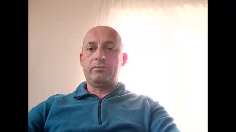 Snapshot of epu17 chatting on 04.23.26 epu17 online show from 04.23.26