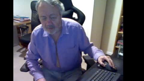 Snapshot of erasmus_d chatting on 01.20.25 erasmus_d online show from 01.20.25