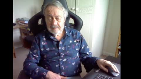 Snapshot of erasmus_d chatting on 02.03.25 erasmus_d online show from 02.03.25