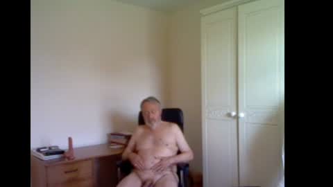 Snapshot of erasmus_d chatting on 07.14.26 erasmus_d online show from 07.14.26