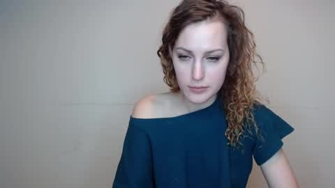 Snapshot of erdbeeren_mit_sahne chatting on 12.10.24 Erdbeeren mit Sahne online show from 12.10.24