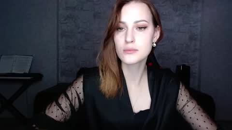 Snapshot of erdbeeren_mit_sahne chatting on 11.09.25 Erdbeeren mit Sahne online show from 11.09.25