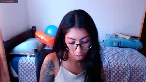 sofia online show from 11.21.25