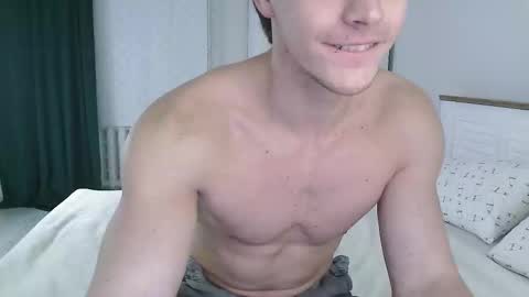 Snapshot of eric_crush chatting on 02.05.26 Eric Crush online show from 02.05.26