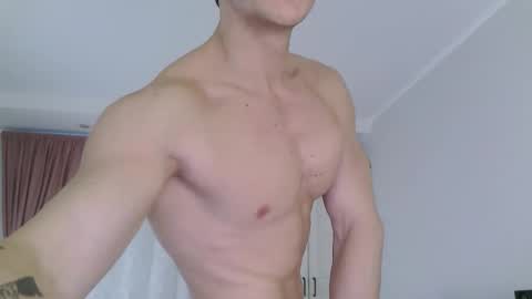 Snapshot of eric_crush chatting on 02.11.26 Eric Crush online show from 02.11.26