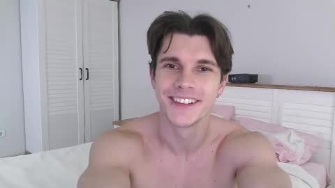 Snapshot of eric_crush chatting on 02.14.26 Eric Crush online show from 02.14.26