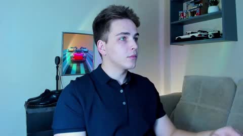 Snapshot of eric_ether chatting on 09.24.25 Eric online show from 09.24.25