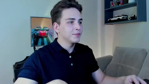 Snapshot of eric_ether chatting on 10.04.25 Eric online show from 10.04.25