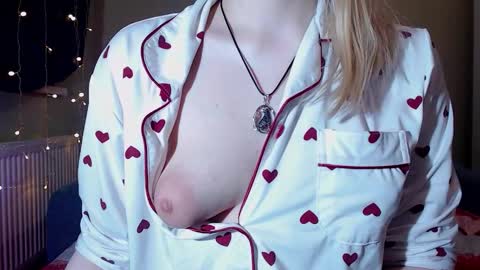 Erica online show from 02.23.25