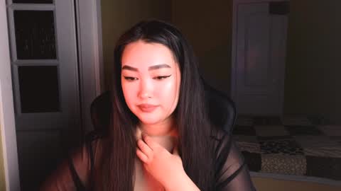 Snapshot of erica_wayne chatting on 12.19.24 Erica Wayne online show from 12.19.24