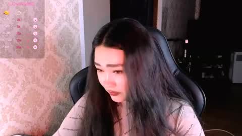 Erica Wayne online show from 04.18.26